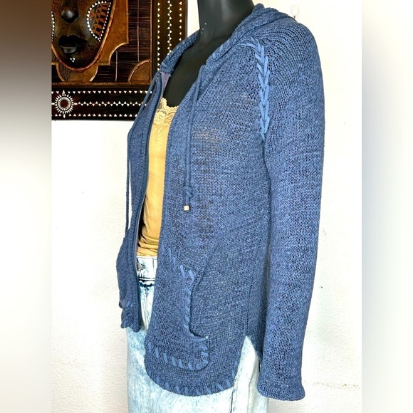BCBG Max Azaria Blue Knit Zip Front Hoodie- Size Large - Picture 3 of 5